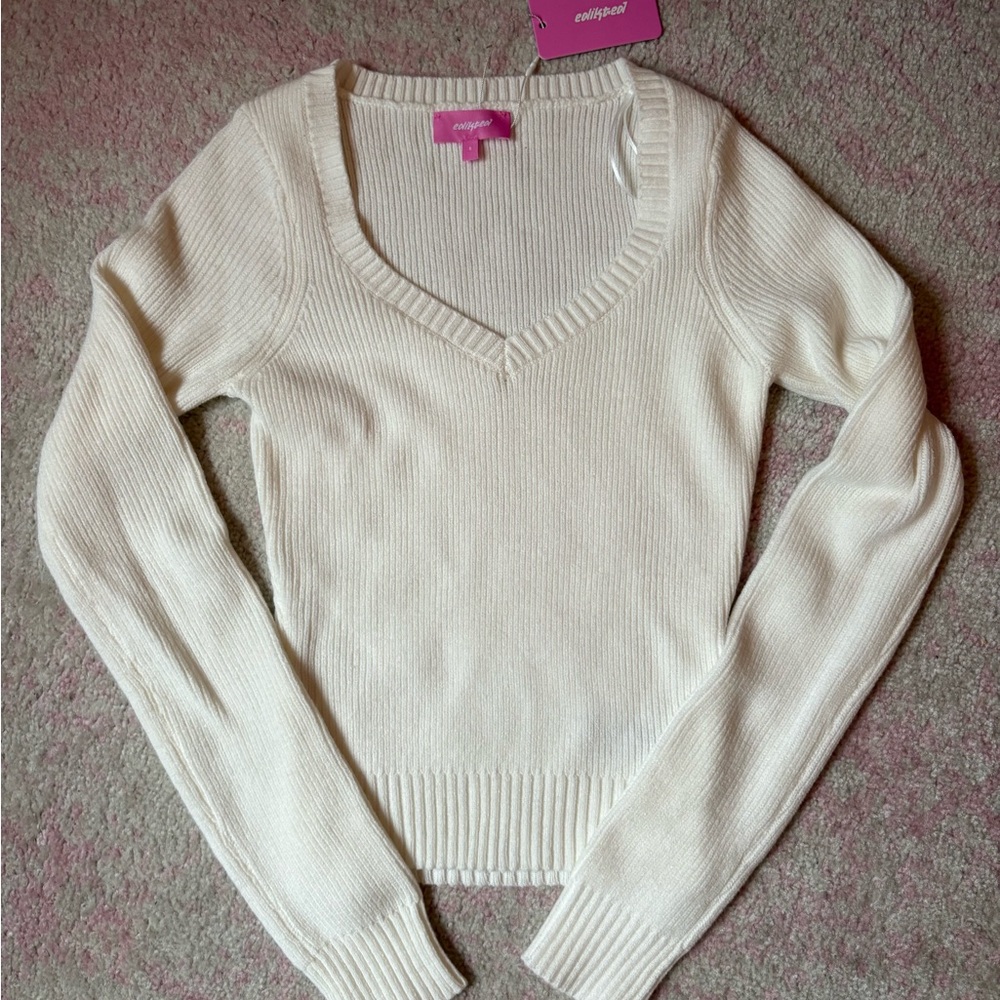 Edikted White Sweater Size Small